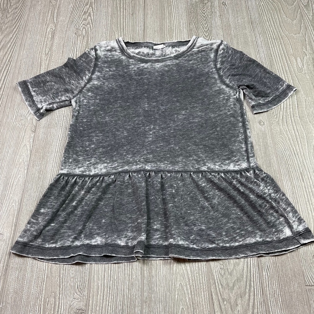Jacqueline de Yong Velvet Burnout Top Women's size S Gray Shimmer Short Sleeve